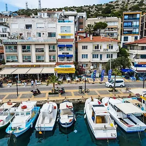 Larimar Cesme